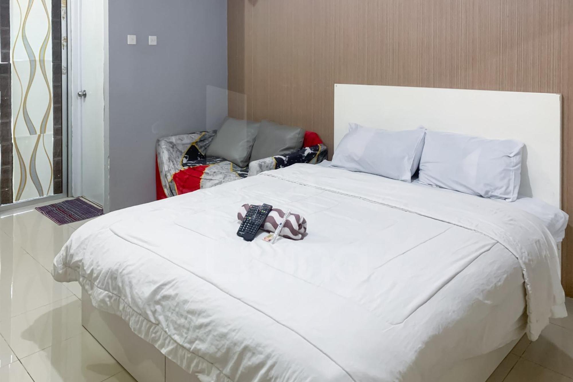 Redliving Bassura - Gf Tower Dahlia Apartment Jakarta